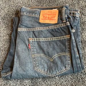 Levi Strauss 550 33x32 Jeans